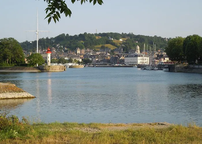 Du Port De Appartement