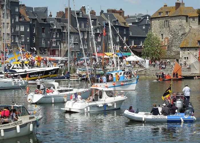 Apartment Du Port De Honfleur